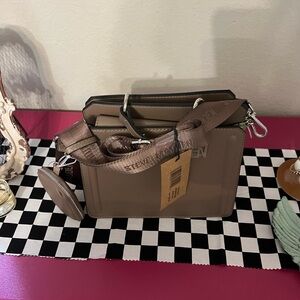 Steve Madden crossbody. New with tags